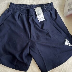 Adidas running shorts S